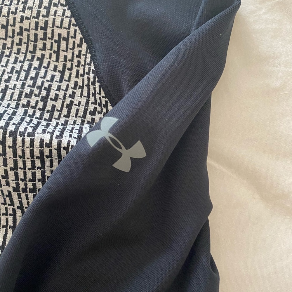Under Armour Jacket - Picture 3 of 4